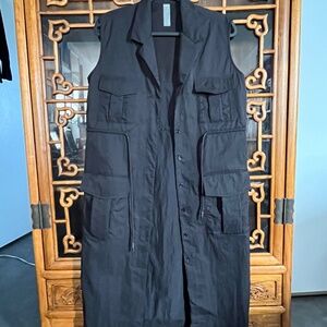 Simons Icone (S) black nylon utility vest, with pockets, like new condition.